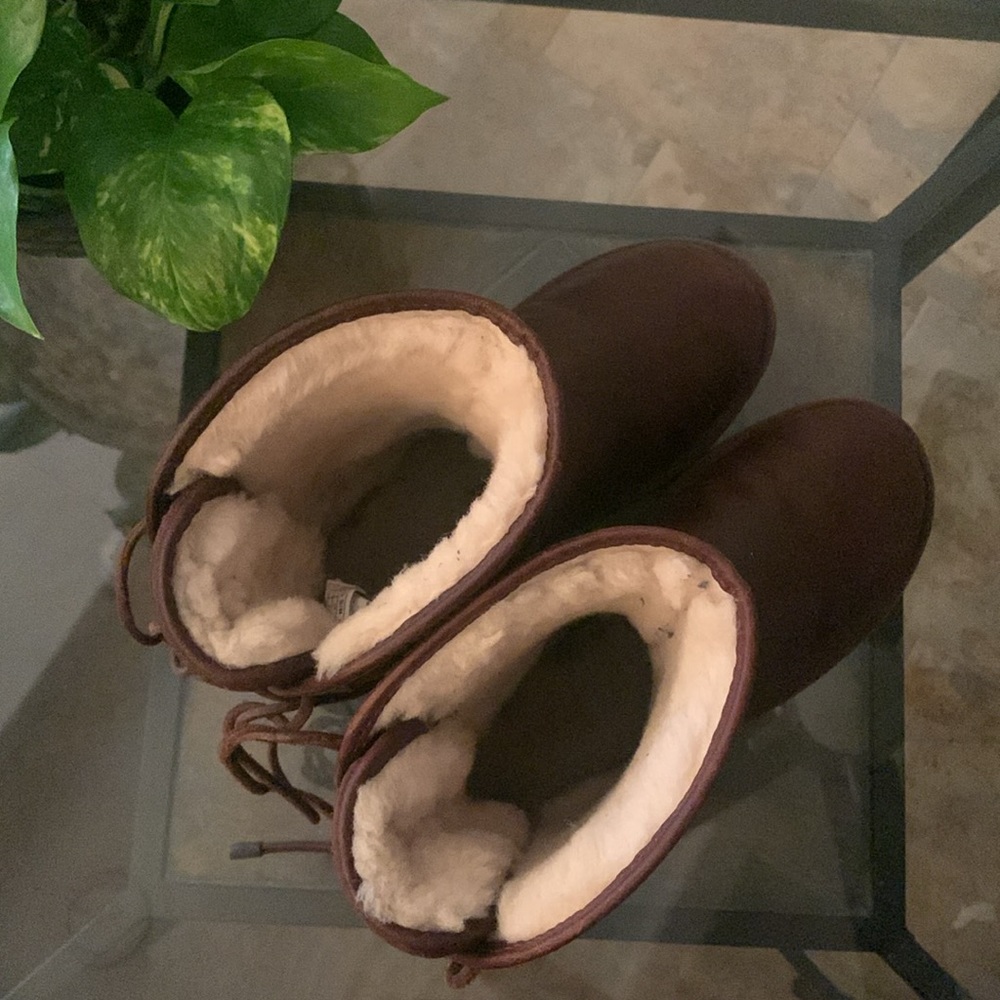 UGG Mariana Sheepskin Lined Leather Boots - Picture 7 of 14